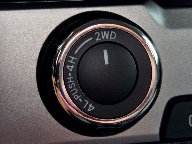 Used 2023 Toyota Tacoma SR w/ SR Convenience Package AWD/4WD image 17