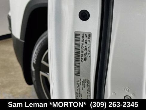 New 2026 Jeep Cherokee Laredo AWD/4WD image 30