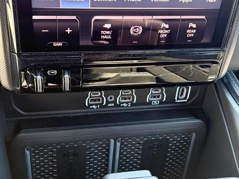 New 2026 RAM 2500 Limited AWD/4WD image 21