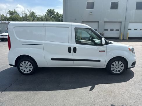 Used 2021 RAM ProMaster City Tradesman SLT image 2