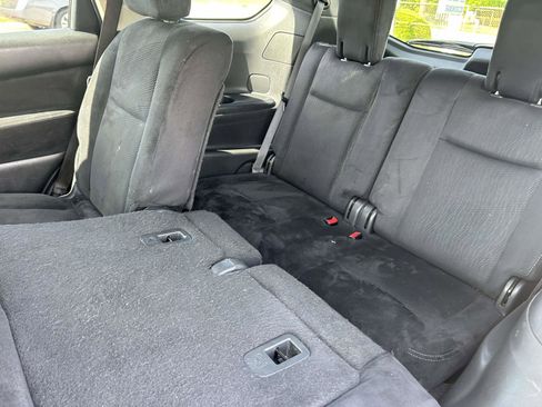 Used 2016 Nissan Pathfinder SV FWD image 11
