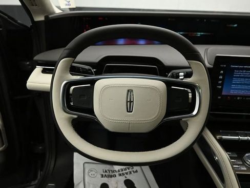 Used 2024 Lincoln Nautilus Black Label w/ Jet Appearance Package (87T) image 15