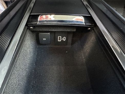 Certified 2022 Lincoln Corsair AWD w/ Equipment Group 101A image 24