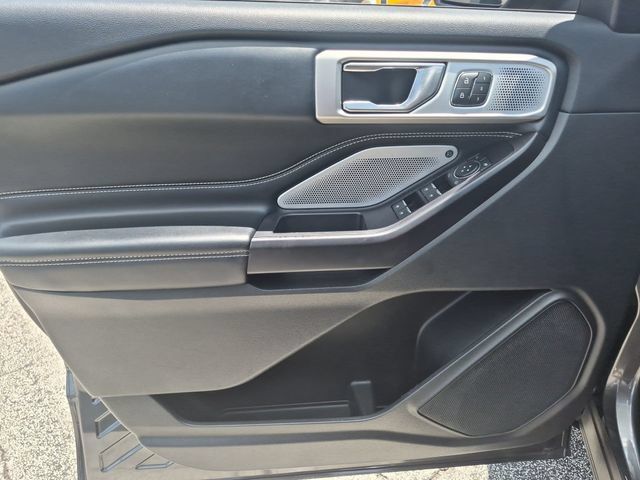 Used 2020 Ford Explorer ST w/ Premium Technology Package AWD/4WD image 9