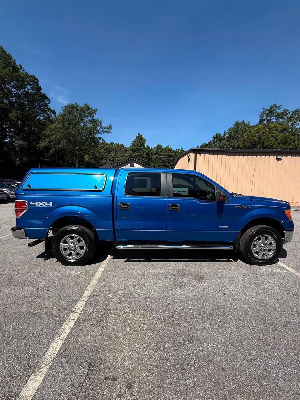 Used 2014 Ford F150 XLT w/ Equipment Group 302A Luxury AWD/4WD image 6