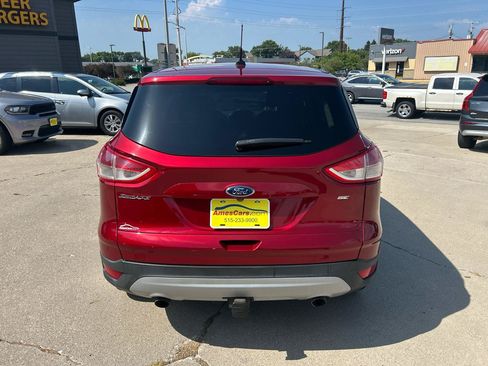Used 2016 Ford Escape SE FWD image 4