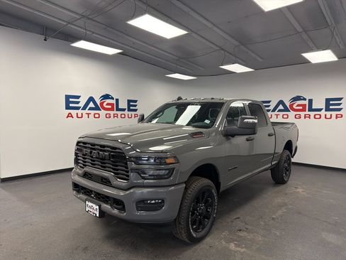 New 2026 RAM 2500 Big Horn AWD/4WD image 4