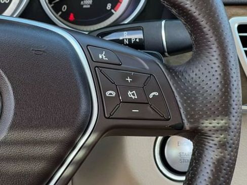 Used 2015 Mercedes-Benz E 350 4MATIC Sedan image 79