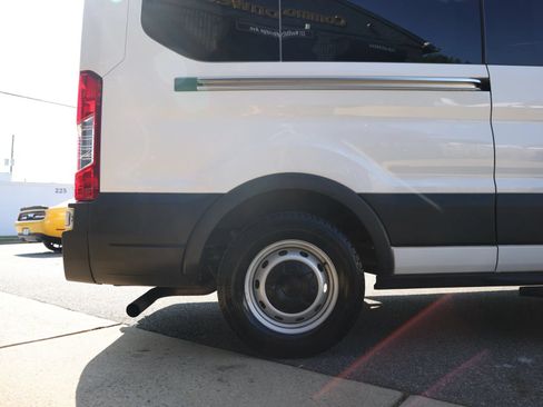 Used 2023 Ford Transit 350 XL RWD image 9