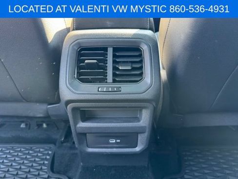 Certified 2024 Volkswagen Taos SE AWD/4WD image 11