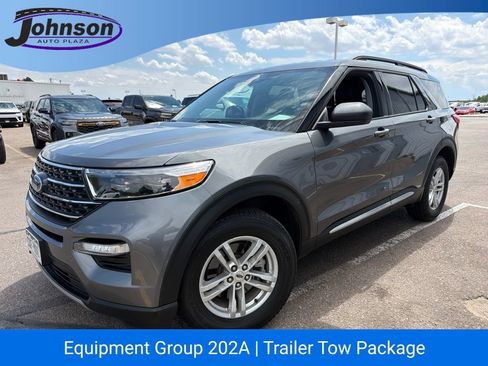 Used 2023 Ford Explorer XLT w/ Equipment Group 202A AWD/4WD image 1