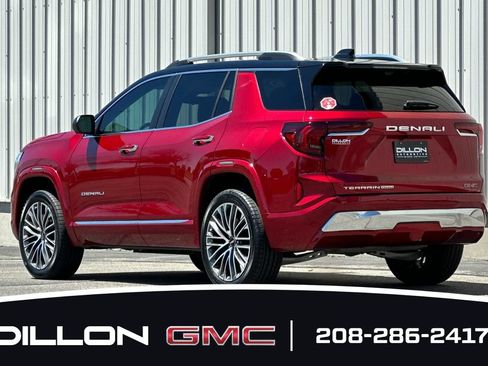 Used 2026 GMC Terrain Denali AWD/4WD image 9