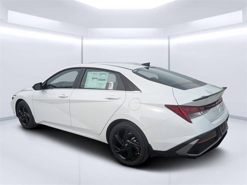New 2026 Hyundai Elantra SEL Sport image 5