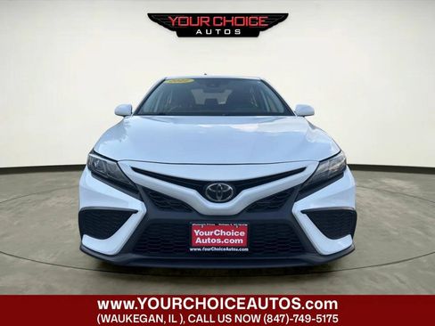 Used 2022 Toyota Camry SE FWD image 8