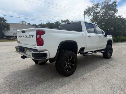 Used 2024 Chevrolet Silverado 2500 LT w/ All Star Edition AWD/4WD image 3