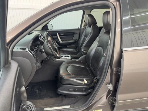Used 2011 GMC Acadia SLT image 9
