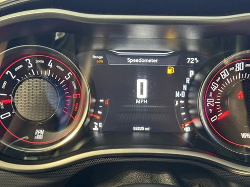 Used 2018 Dodge Challenger R/T Scat Pack w/ Leather Interior Group image 19