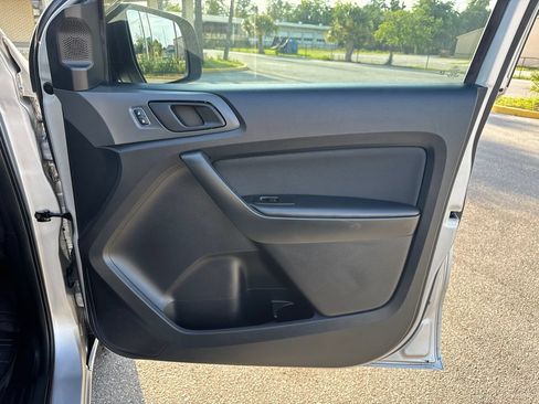 Used 2019 Ford Ranger XL w/ Equipment Group 101A Mid AWD/4WD image 18