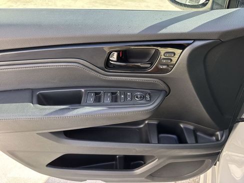 Used 2022 Honda Odyssey Touring image 40