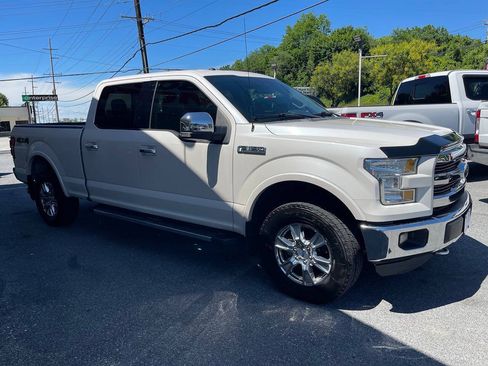 Used 2016 Ford F150 Lariat w/ Equipment Group 501A Mid AWD/4WD image 9