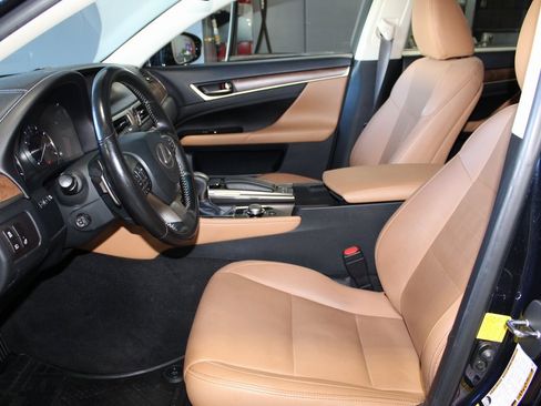 Used 2017 Lexus GS 350 AWD w/ Premium Package image 12