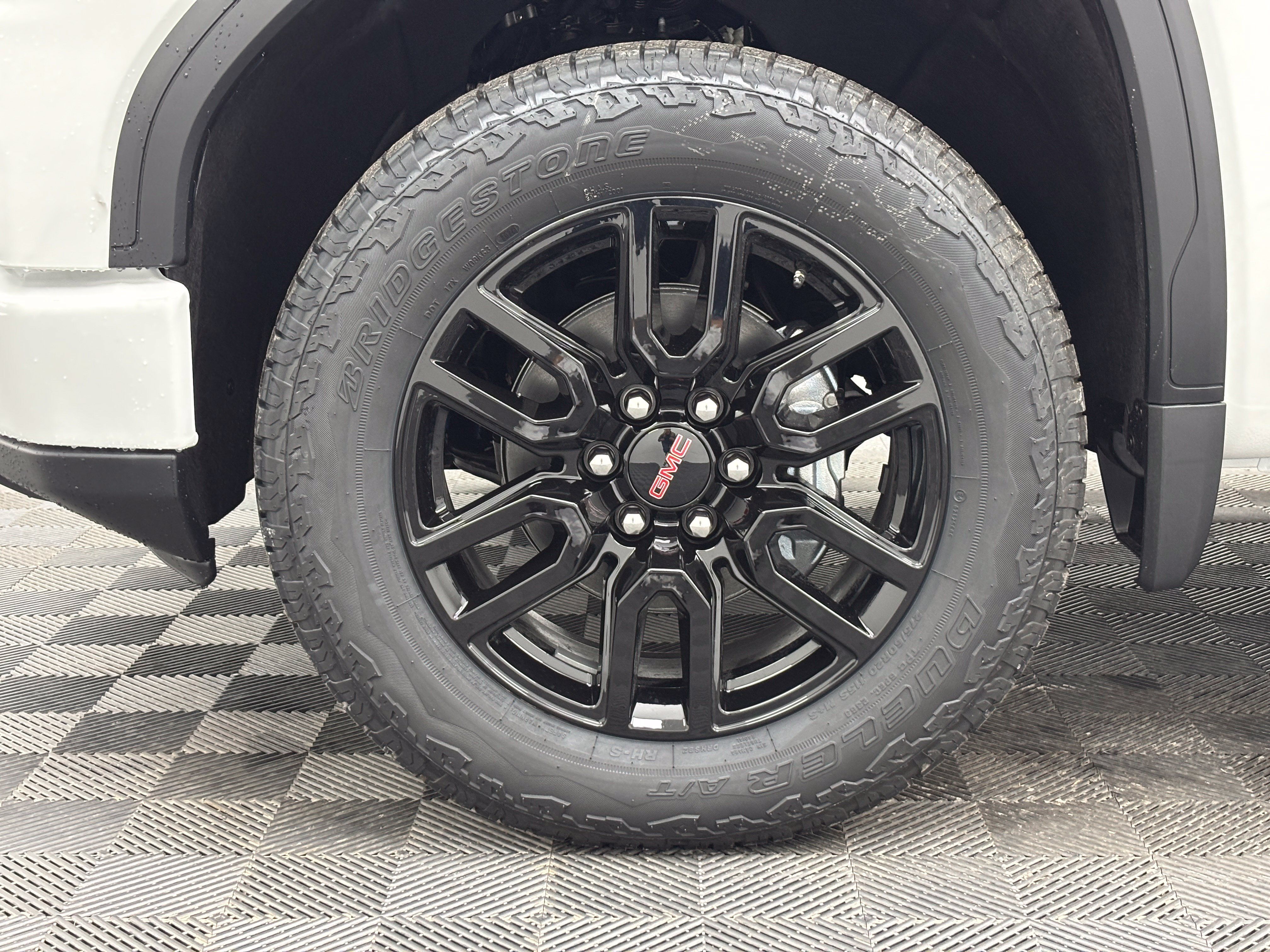 New 2026 GMC Sierra 1500 Elevation w/ Elevation Select Package AWD/4WD image 13