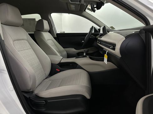 New 2026 Honda HR-V LX image 31