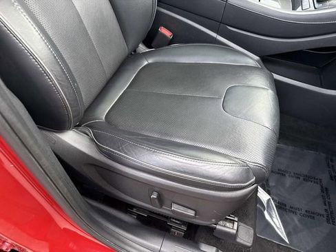 Used 2022 Hyundai Santa Fe SEL w/ Convenience + Premium Package AWD/4WD image 10