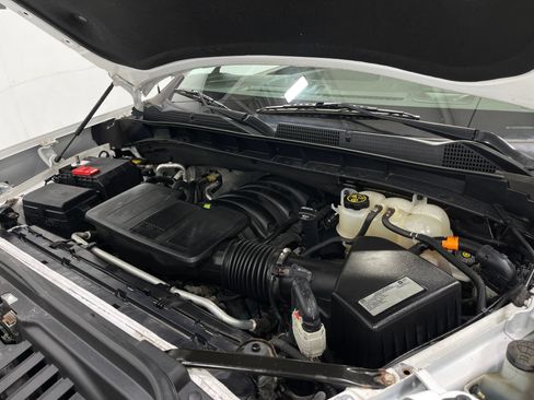 Used 2019 GMC Sierra 1500 SLT w/ SLT Premium Plus Package AWD/4WD image 28