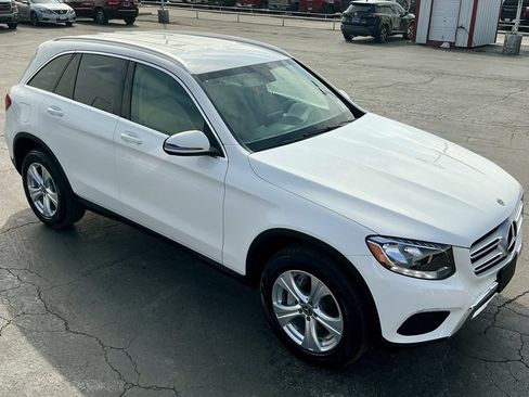 Used 2017 Mercedes-Benz GLC 300 image 4