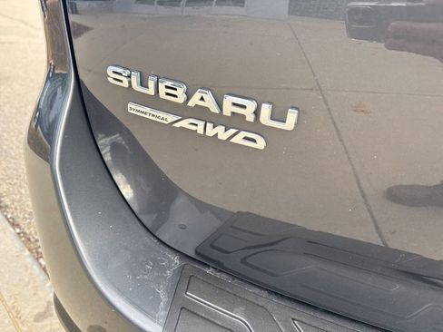 Used 2023 Subaru Forester Limited image 21