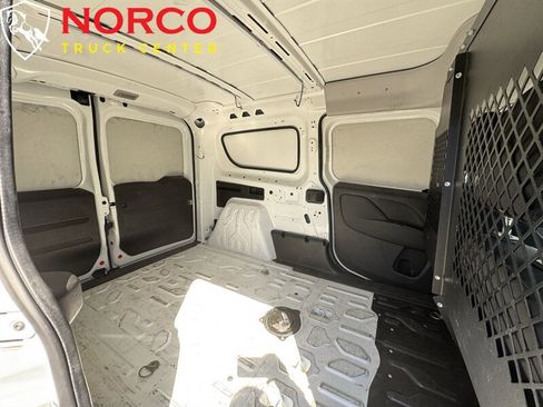Used 2019 RAM ProMaster City Tradesman SLT image 3