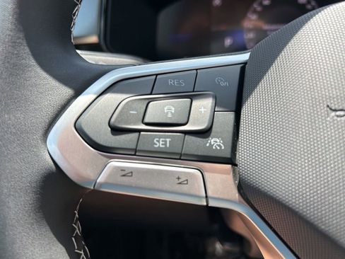 New 2025 Volkswagen Taos S image 19