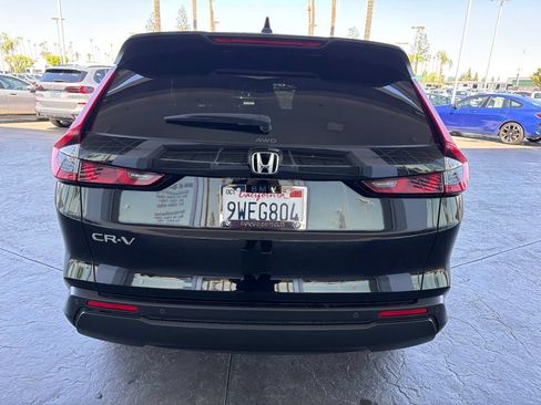 Used 2025 Honda CR-V EX-L image 4