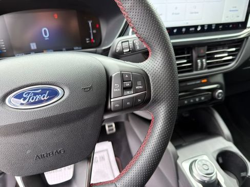 Used 2023 Ford Escape ST-Line w/ Tech Pack #1 FWD image 34