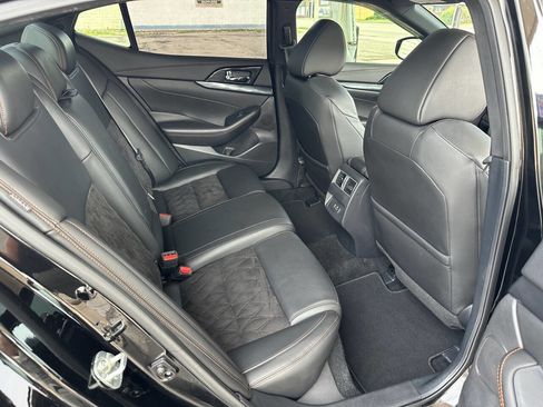 Used 2019 Nissan Maxima SR w/ Premium Package image 38