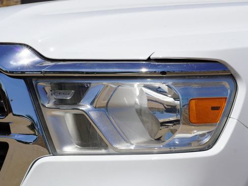 Used 2024 RAM 1500 Big Horn AWD/4WD image 4