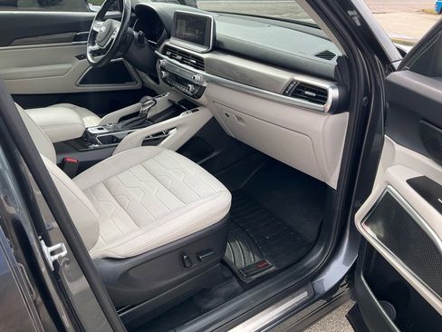 Used 2020 Kia Telluride SX w/ SX Prestige Package image 29