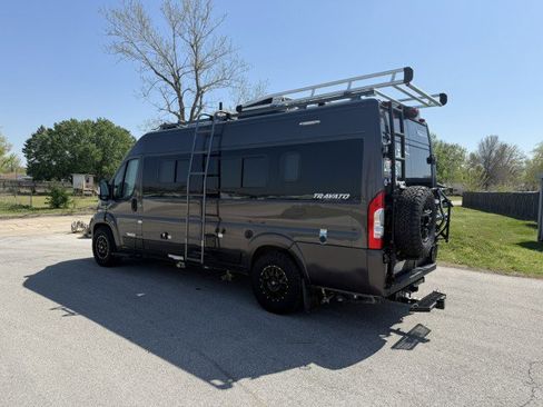 Used 2021 RAM ProMaster 3500 w/ Premium Appearance Group image 5