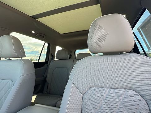 New 2026 Volkswagen Atlas SEL Premium R-Line AWD/4WD image 11