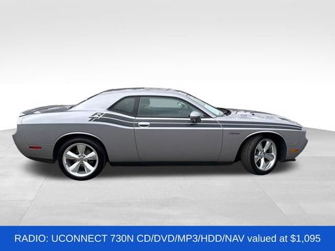 Used 2014 Dodge Challenger R/T image 8
