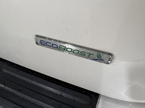 Used 2017 Ford Expedition XLT w/ Equipment Group 202A image 28