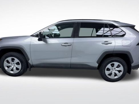 Used 2019 Toyota RAV4 LE w/ Carpet Mat Package AWD/4WD image 19
