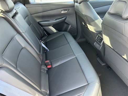 New 2026 Nissan Leaf SV+ w/ Illuminated Package FWD image 18