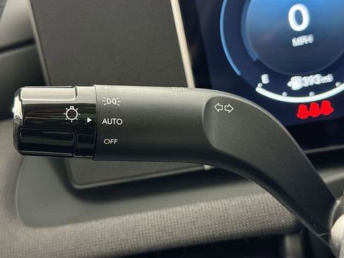 New 2026 Hyundai Tucson Limited image 27