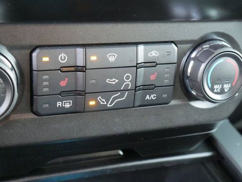 Used 2022 Ford F250 XLT w/ XLT Premium Package image 24