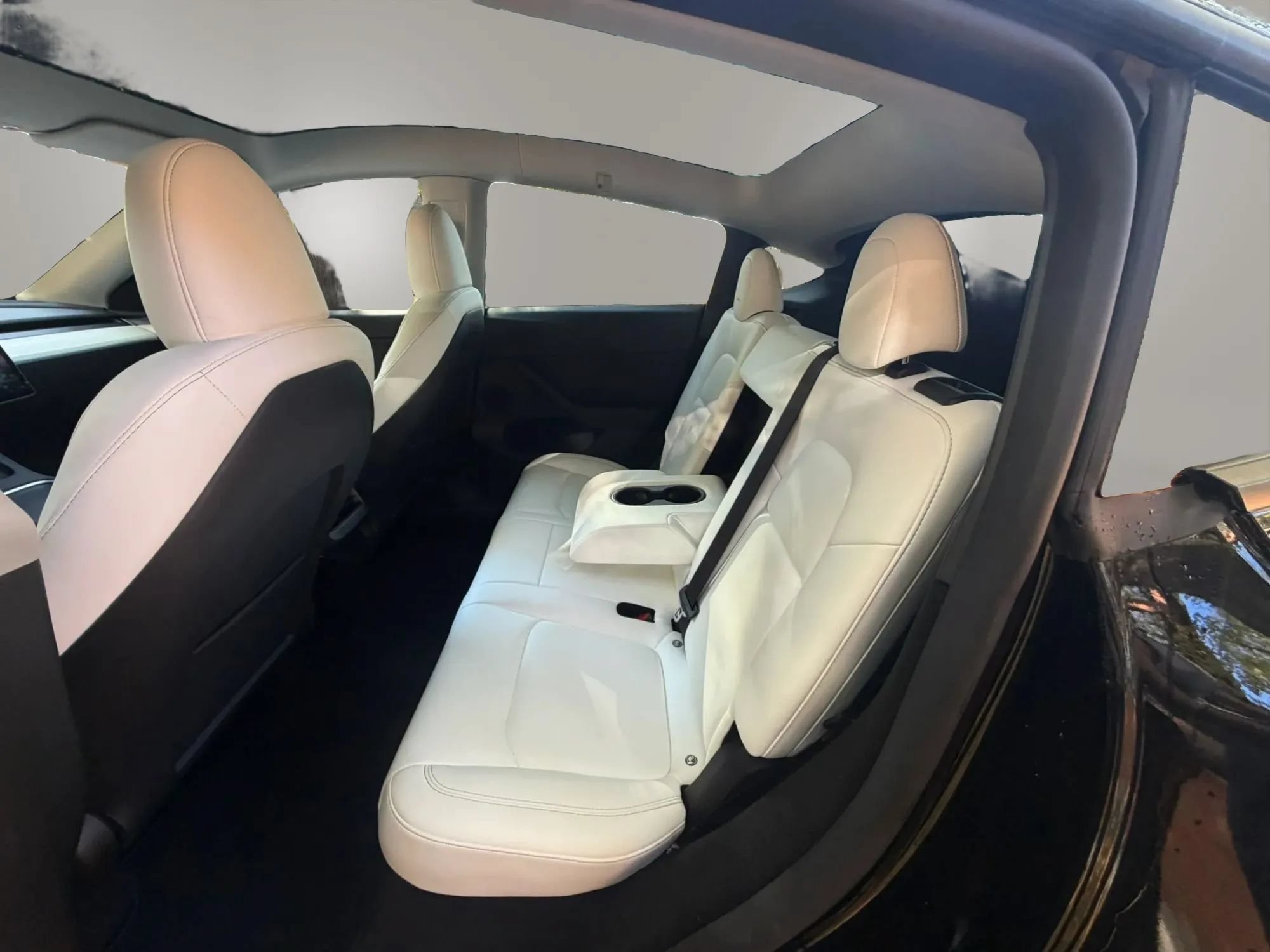 Used 2023 Tesla Model Y Long Range AWD/4WD image 17
