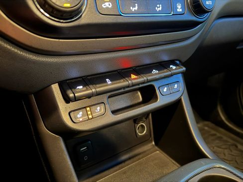 Used 2016 Chevrolet Colorado Z71 image 18