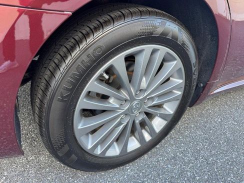 Used 2013 Toyota Avalon XLE Touring FWD image 29