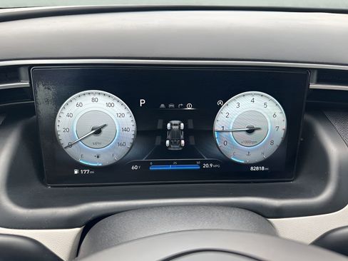 Used 2023 Hyundai Tucson Limited image 25